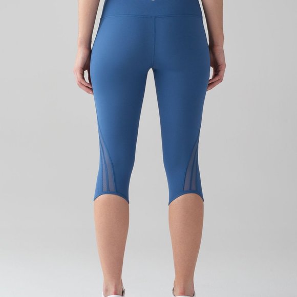 lululemon Sun Setter Crop 17" - Picture 2 of 8